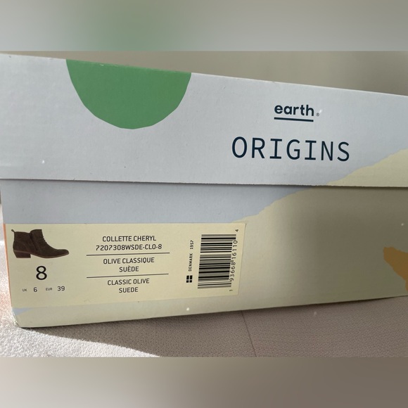 Earth Origins Collette Cheryl Classic Suede Ankle Boots - Size 8 - Picture 2 of 7